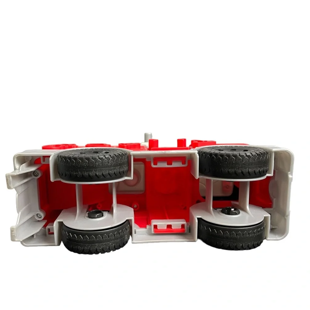 Playdoh fire truck pumper truck EUC - Picture 6 of 12